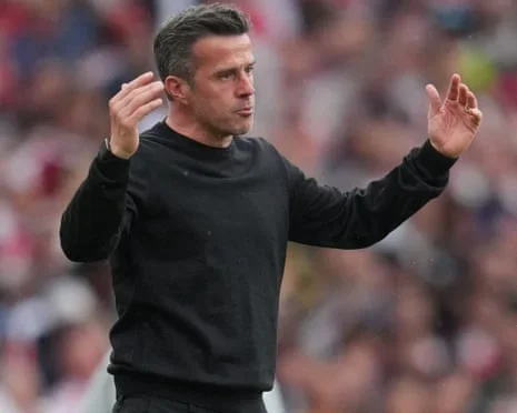 Marco Silva, the Fulham manager, throws up his hands on the touchline