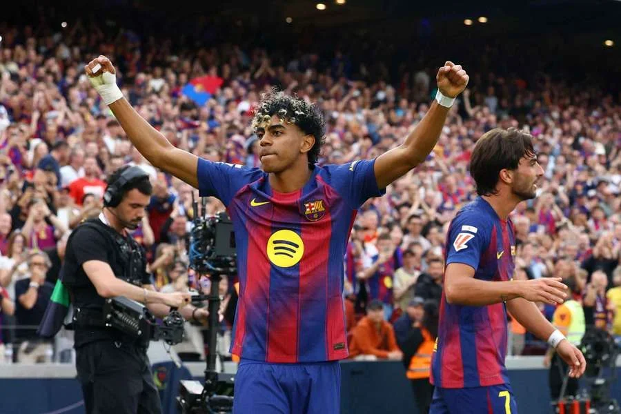 Lamine Yamal ha acabado lesionado la temporada, pero ha sido clave para ganar LaLiga